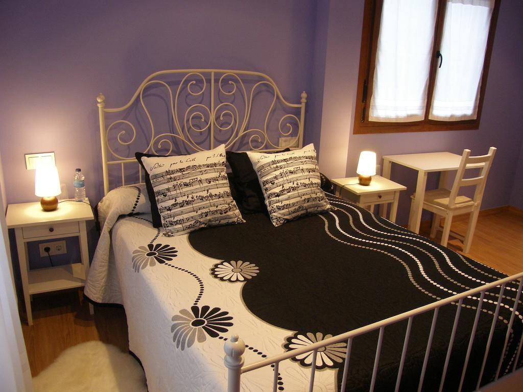 Mendi Alai Hotel Каранса Стая снимка