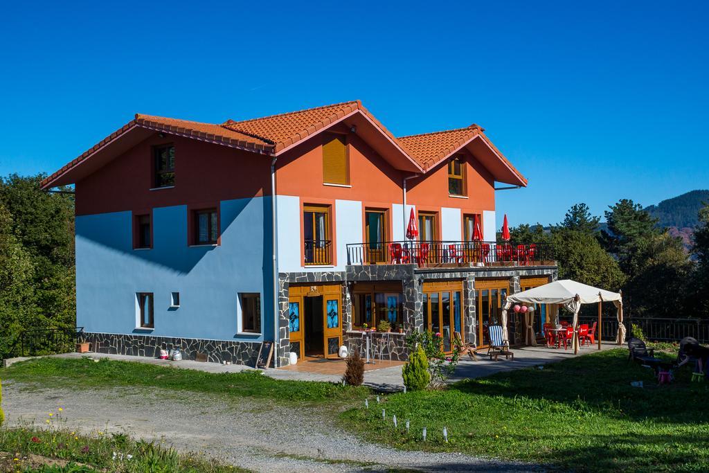 Mendi Alai Hotel Каранса Екстериор снимка